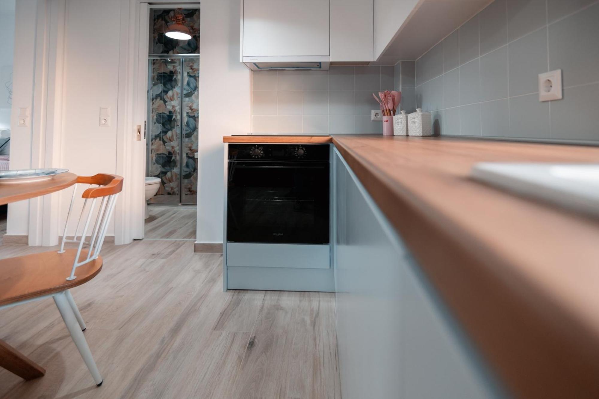 Odyssey Apartment *